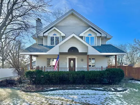 6807 W 113th St, Worth, IL 60482