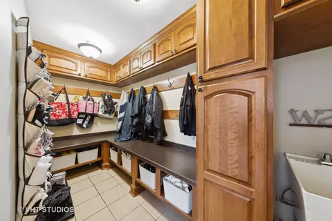 1627 Constitution Dr, Glenview, IL 60026 photo 15