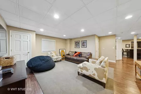 1627 Constitution Dr, Glenview, IL 60026 photo 28