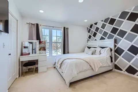 Bedroom - 2310 Park Ridge Dr, Plainfield, IL 60586 photo 4 of 4