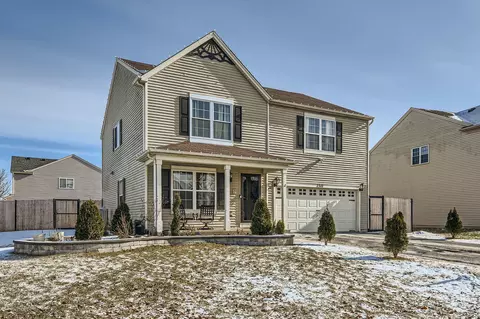 Exterior - 2310 Park Ridge Dr, Plainfield, IL 60586 photo 2 of 4