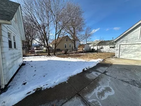 Exterior - 356 Franklin Blvd, Elgin, IL 60120 photo 1 of 1