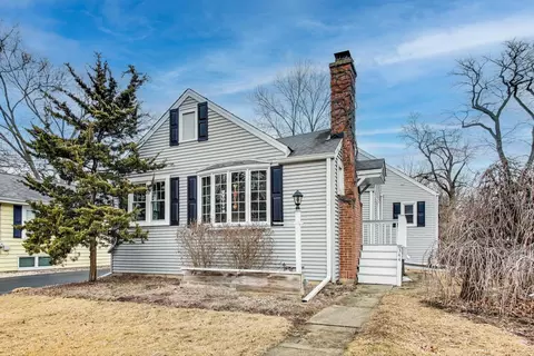 344 W Maple St, Lombard, IL 60148