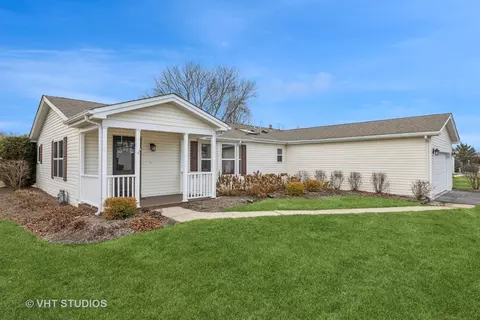 2706 Bluegrass Ct, Grayslake, IL 60030