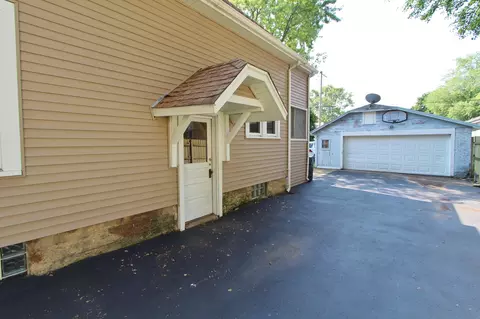 607 Douglas St, Morris, IL 60450 photo 38