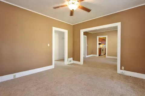 607 Douglas St, Morris, IL 60450 photo 9