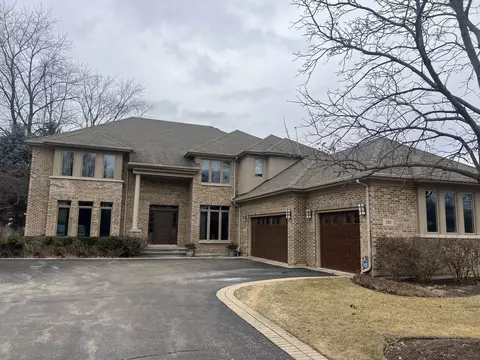 130 Kenmore Ave, Deerfield, IL 60015