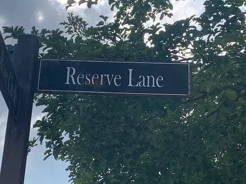 615 Reserve Ln, Joliet, IL 60431