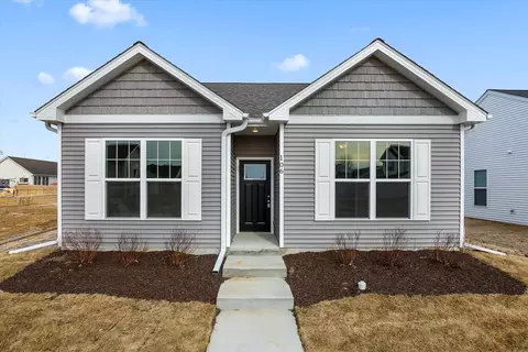 106 Riverbend Dr, Genoa, IL 60135