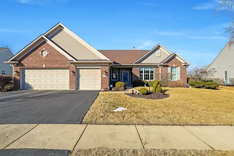 12737 Woodgrove Dr, Huntley, IL 60142