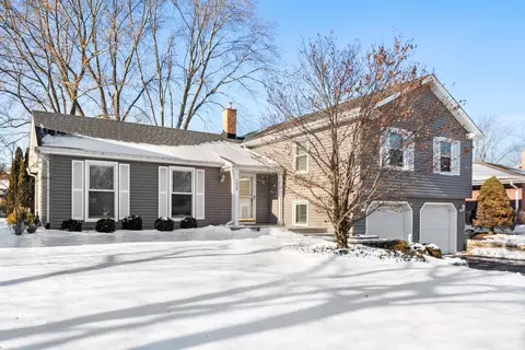 1620 Orth Dr, Wheaton, IL 60189