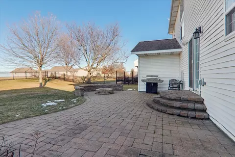 3300 Red Jasper St, Normal, IL 61761 photo 37