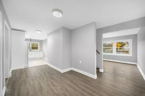 Entry Way - 760 E Louella St, Crete, IL 60417 photo 1 of 1
