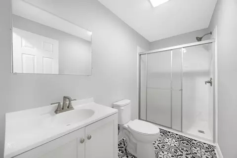 Bath - 760 E Louella St, Crete, IL 60417 photo 1 of 2