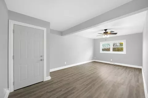 Living - 760 E Louella St, Crete, IL 60417 photo 1 of 2
