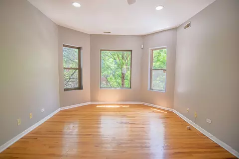 854 E 82nd St #2, Chicago, IL 60619 photo 2