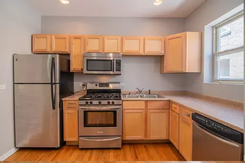 854 E 82nd St #2, Chicago, IL 60619 photo 6