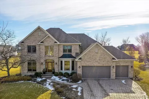 4 N205 Fox Mill Blvd, Saint Charles, IL 60175
