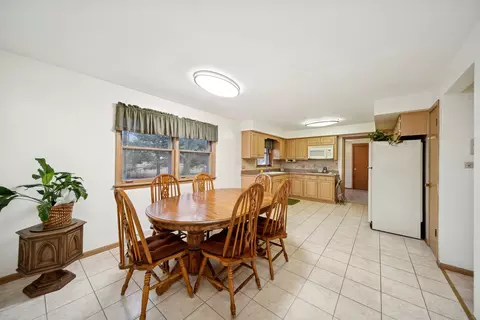 Dining - 3445 173rd Pl, Lansing, IL 60438 photo 1 of 1