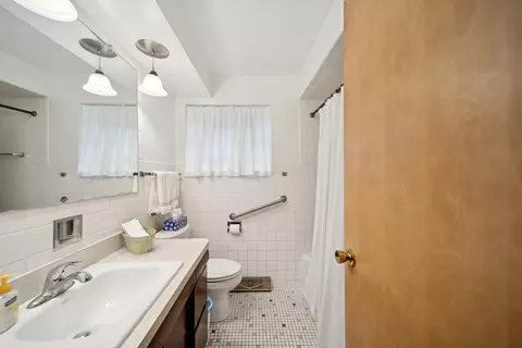 Bath - 3445 173rd Pl, Lansing, IL 60438 photo 1 of 2