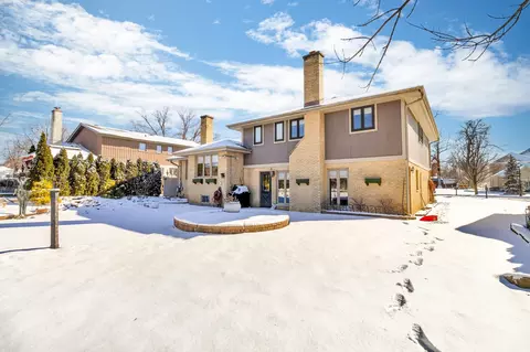 Exterior - 540 E Belmont Ave, Addison, IL 60101 photo 1 of 2