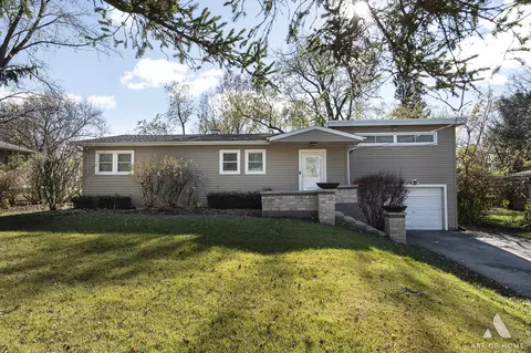 348 W Francis Rd, New Lenox, IL 60451