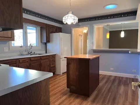 37 W097 Brookside Dr, Elgin, IL 60123 photo 12