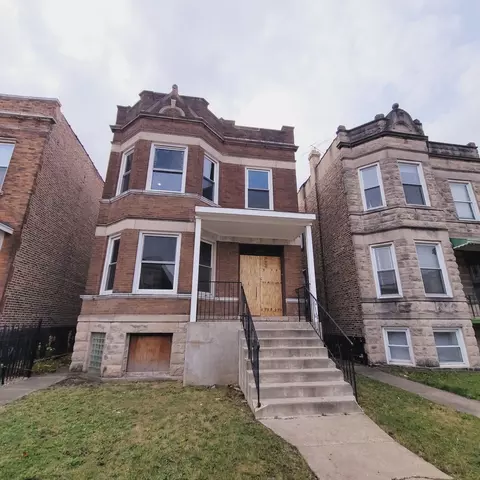 4129 W 21st St, Chicago, IL 60623
