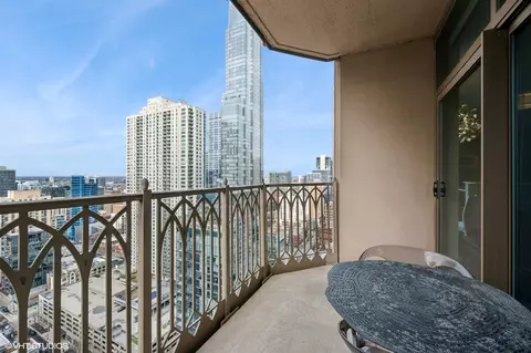 Exterior - 21 E Huron St #3002, Chicago, IL 60611 photo 2 of 7