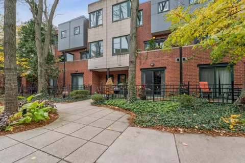 1716 E 54th St #I, Chicago, IL 60615 photo 18