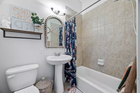 Bath - 116 W Locust St, Bloomington, IL 61701 photo 2 of 3
