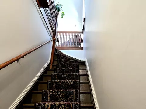 Entry Way - 116 W Locust St, Bloomington, IL 61701 photo 3 of 3