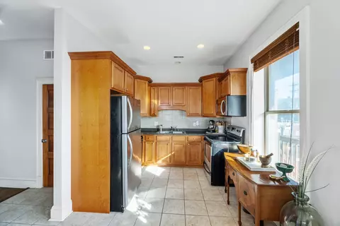 Kitchen - 116 W Locust St, Bloomington, IL 61701 photo 2 of 2