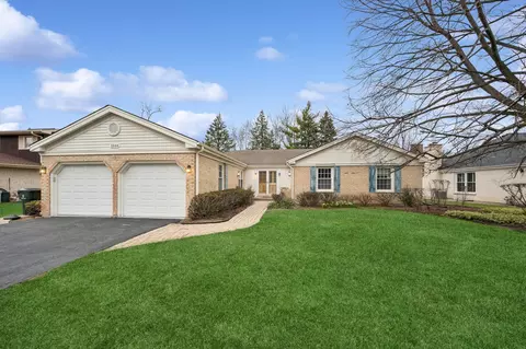 3844 Grace Ln, Glenview, IL 60025