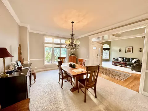 Dining - 5 N723 Rochefort Ln, Wayne, IL 60184 photo 2 of 3