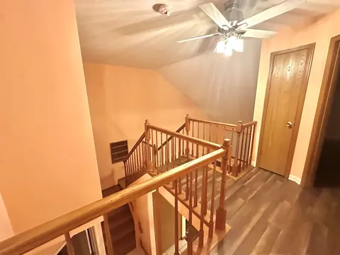 Entry Way - 613 Sutton Ct, Wheeling, IL 60090 photo 9 of 9