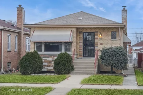 8135 S Albany Ave, Chicago, IL 60652