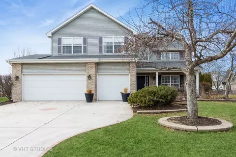 5307 Coneflower Dr, Naperville, IL 60564