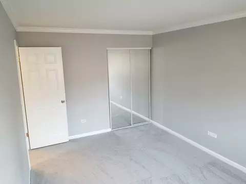 Bedroom - 114 E Bailey Rd #L, Naperville, IL 60565 photo 5 of 5