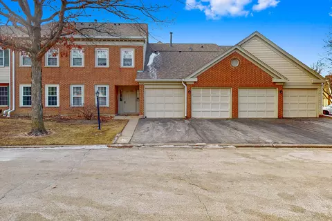 1506 Camden Ct #C1, Wheeling, IL 60090