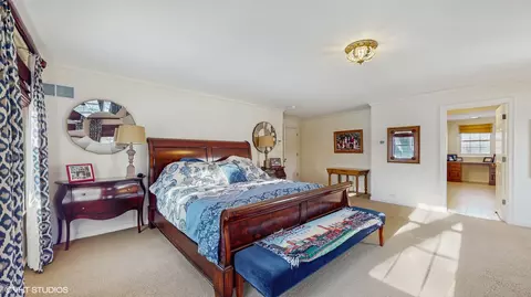 Other - 650 Briar Ln, Northfield, IL 60093 photo 5 of 10