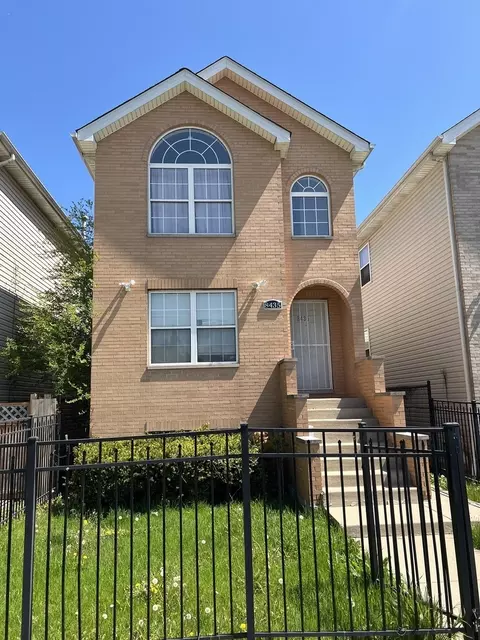 8435 S Gilbert Ct, Chicago, IL 60620