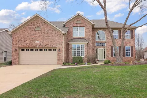 5071 Switch Grass Ln, Naperville, IL 60564
