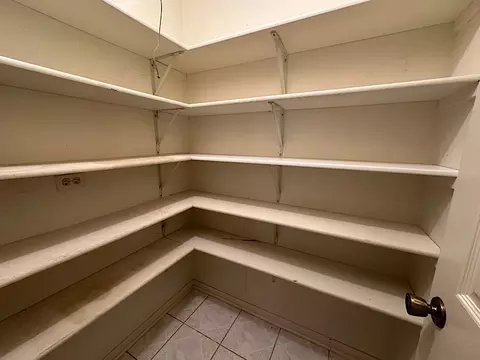 21 Exeter Ct #202B, Naperville, IL 60565 photo 10