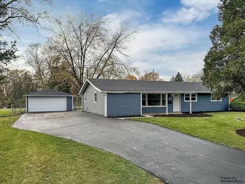 18610 Baker Ave, Country Club Hills, IL 60478