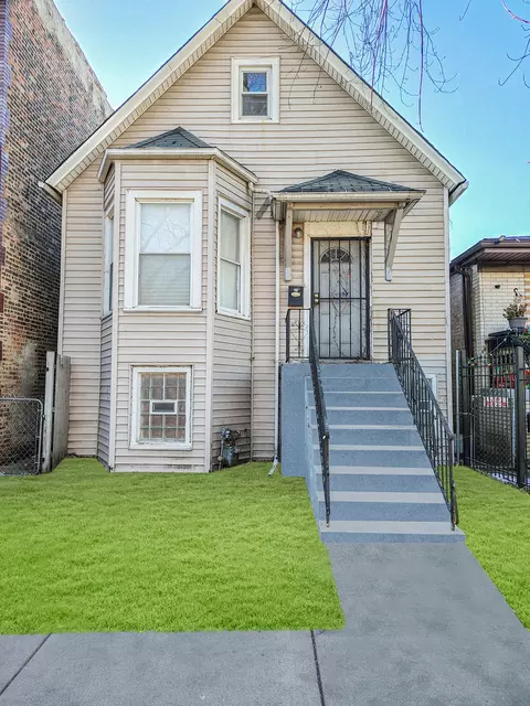5352 S Justine St, Chicago, IL 60609