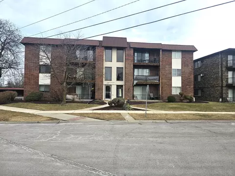 17701 Park Blvd #202, Lansing, IL 60438