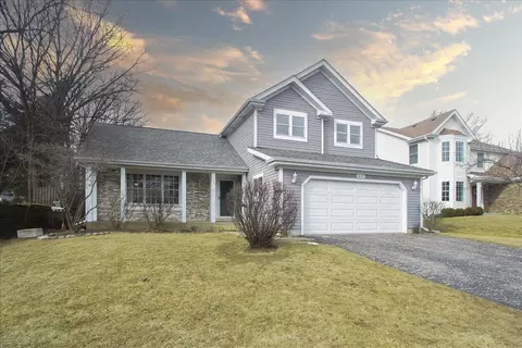 635 Red Bridge Rd, Lake Zurich, IL 60047