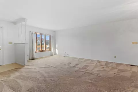 Living - 3310 W William St, Champaign, IL 61821 photo 2 of 5