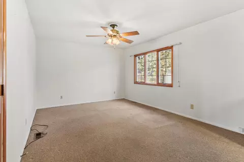 Bedroom - 3310 W William St, Champaign, IL 61821 photo 1 of 8